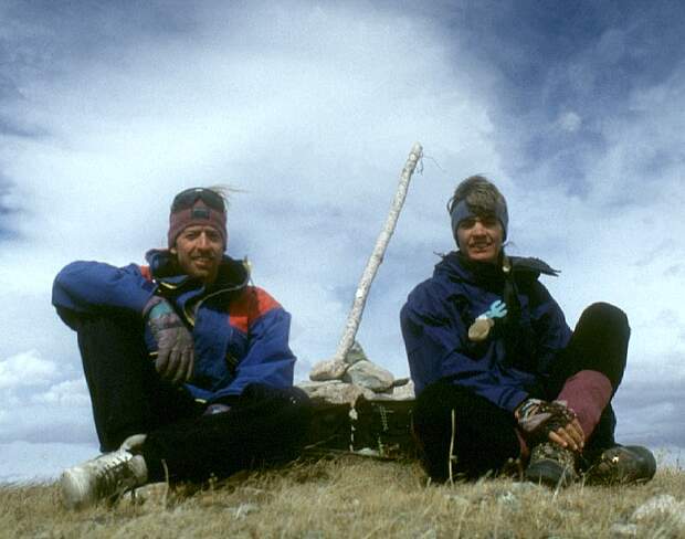 [Translate to fr:] Waltraud Schulze & Andy Heßberg 1996 in der Mongolei (Rohloff Sponsoring)